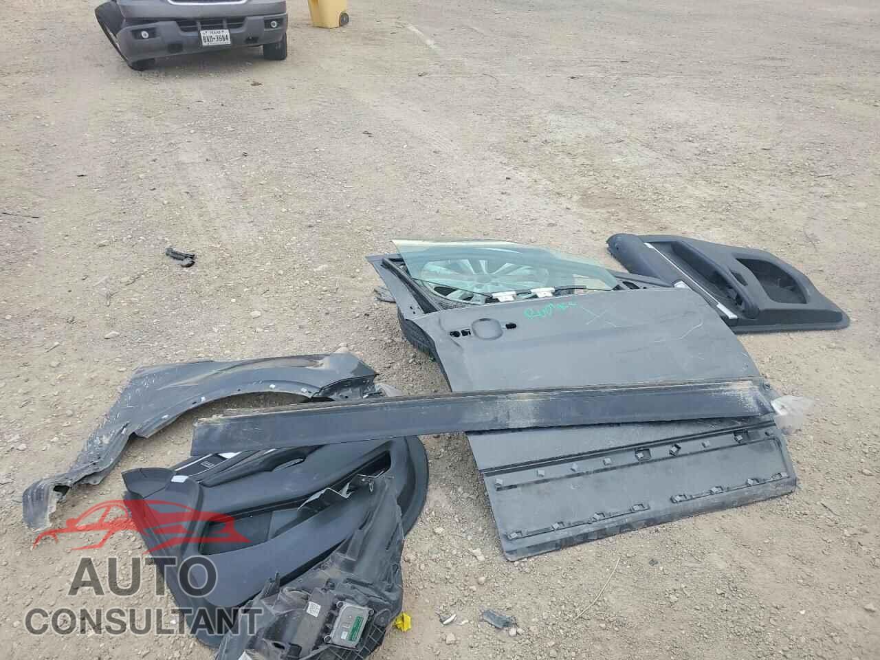 FORD EXPLORER 2018 - 1FM5K7F89JGB04223