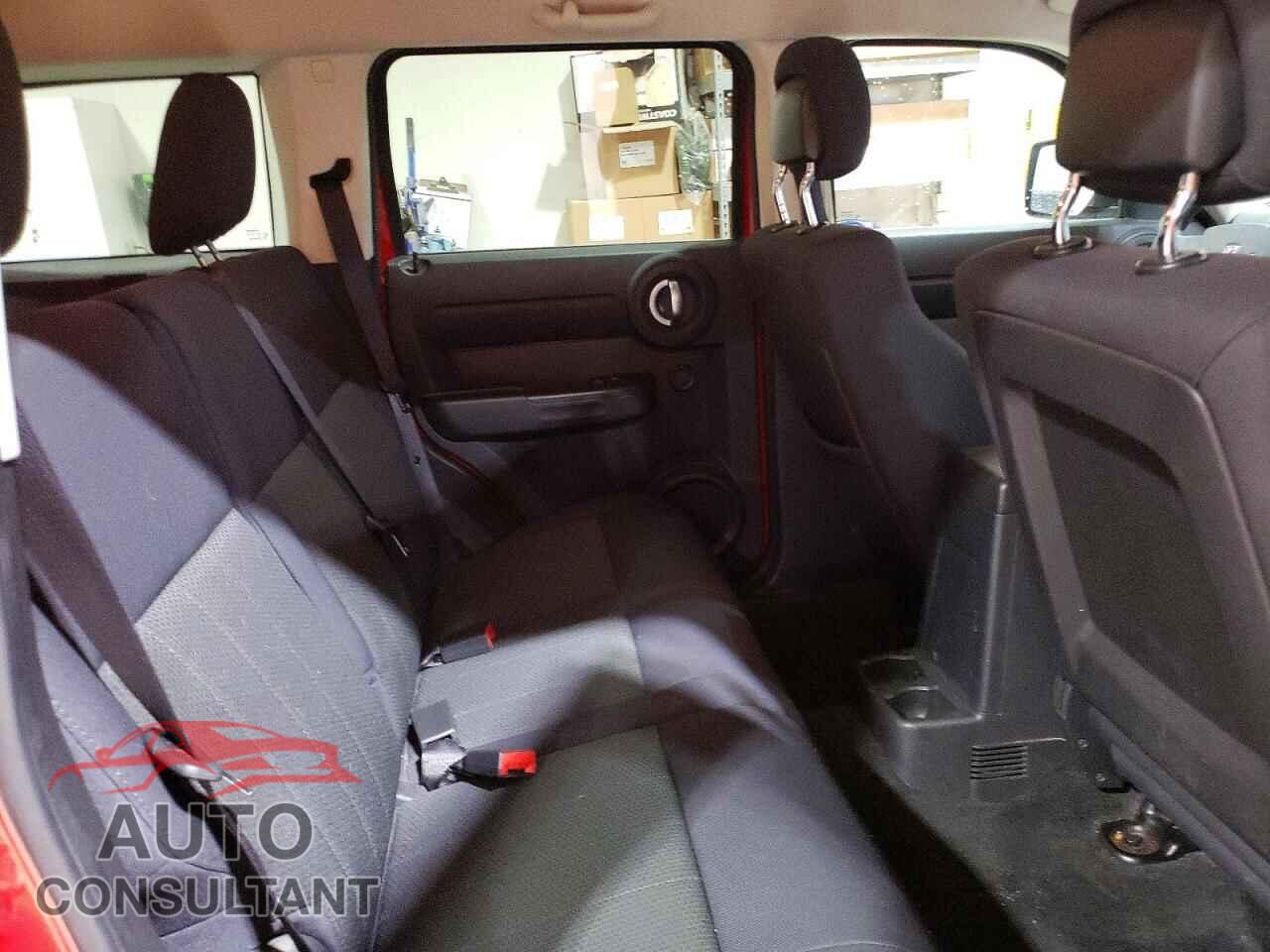 DODGE NITRO 2011 - 1D4PU4GX8BW554550