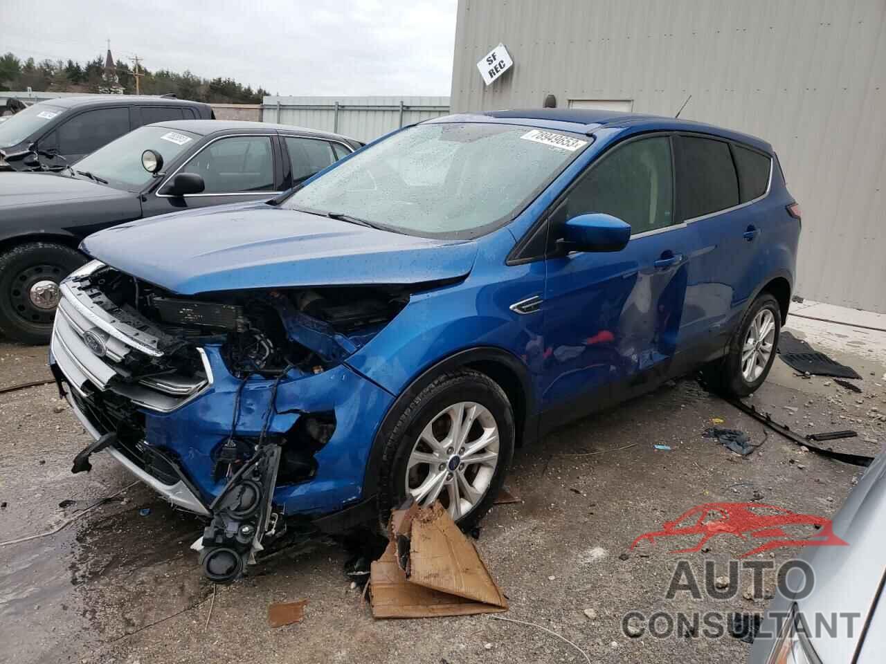 FORD ESCAPE 2017 - 1FMCU0GDXHUD27791