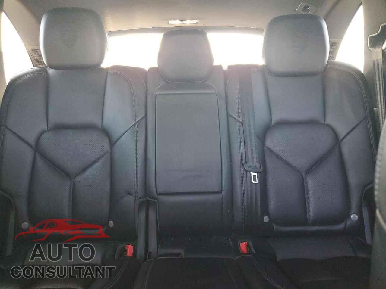 PORSCHE CAYENNE 2017 - WP1AE2A21HLA74991