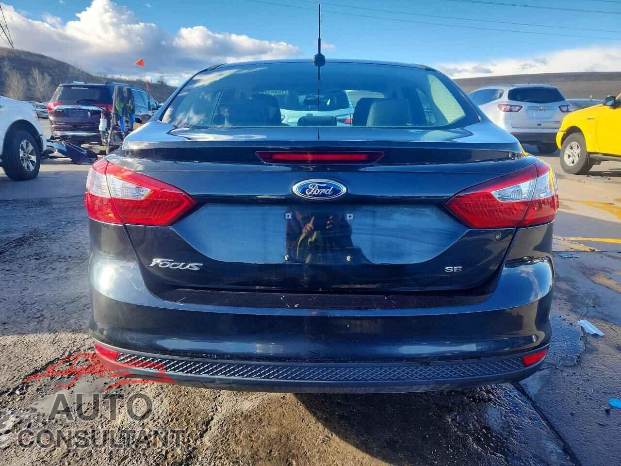 FORD FOCUS 2014 - 1FADP3F26EL423345