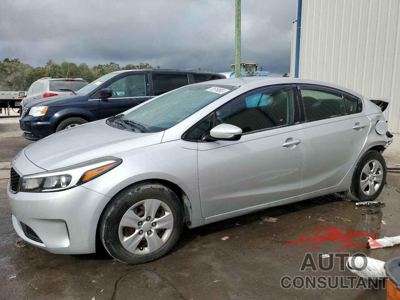 KIA FORTE 2017 - 3KPFK4A79HE042256