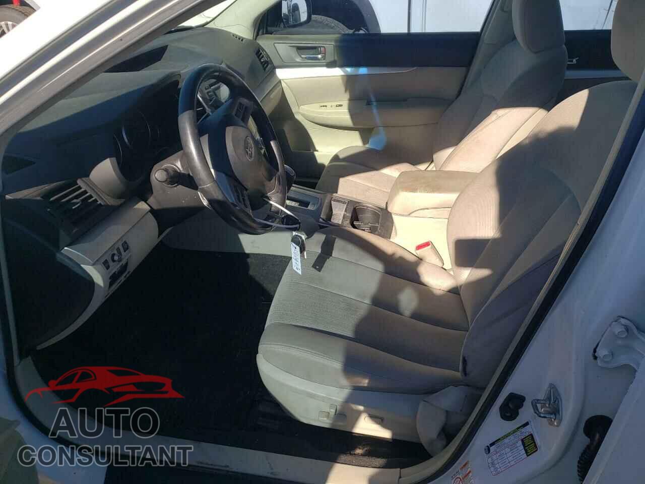 SUBARU LEGACY 2013 - 4S3BMCB63D3030761