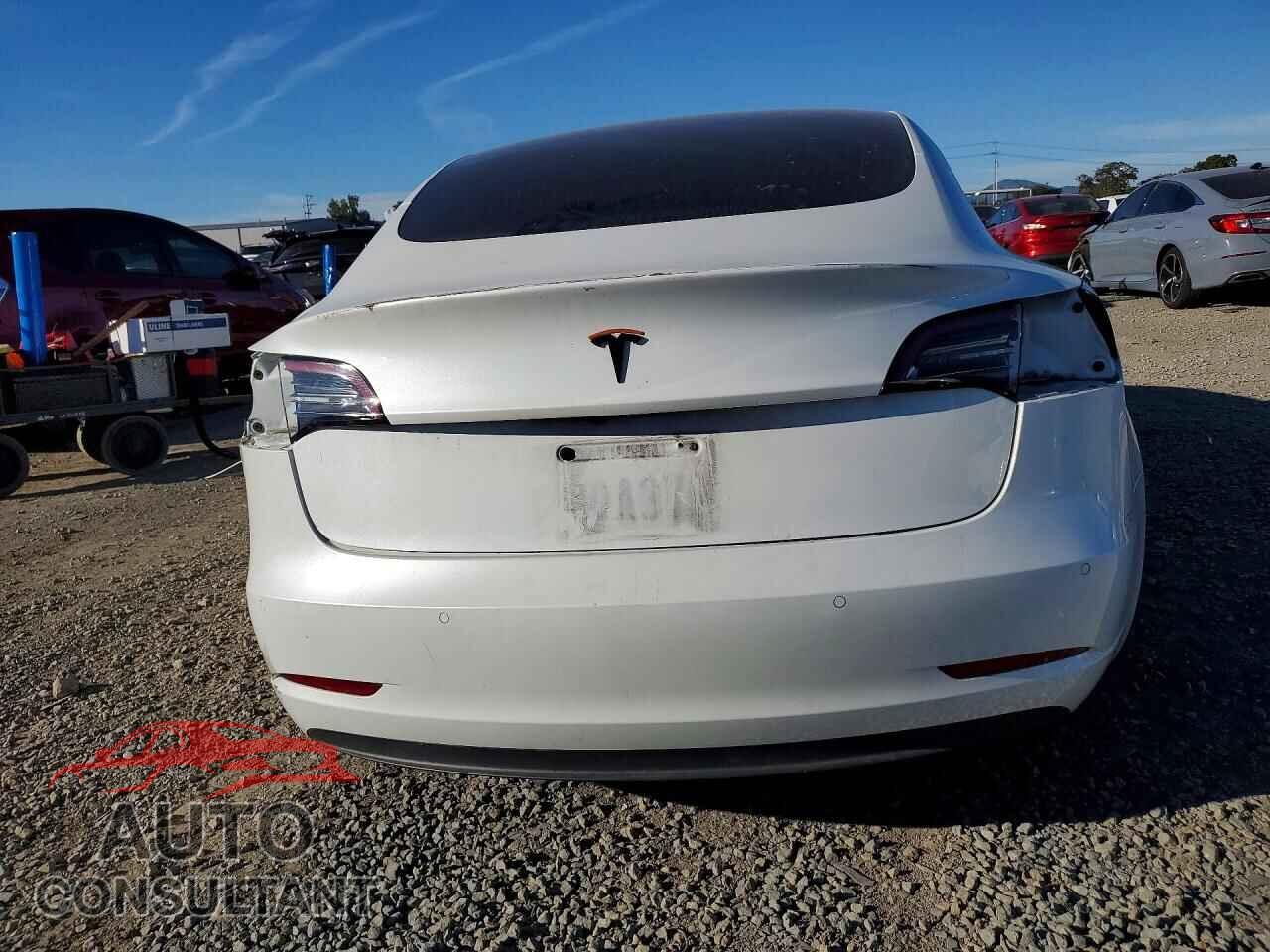 TESLA MODEL 3 2020 - 5YJ3E1EA7LF659222