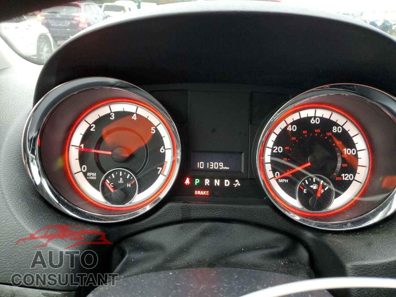 DODGE CARAVAN 2018 - 2C4RDGBG4JR190875