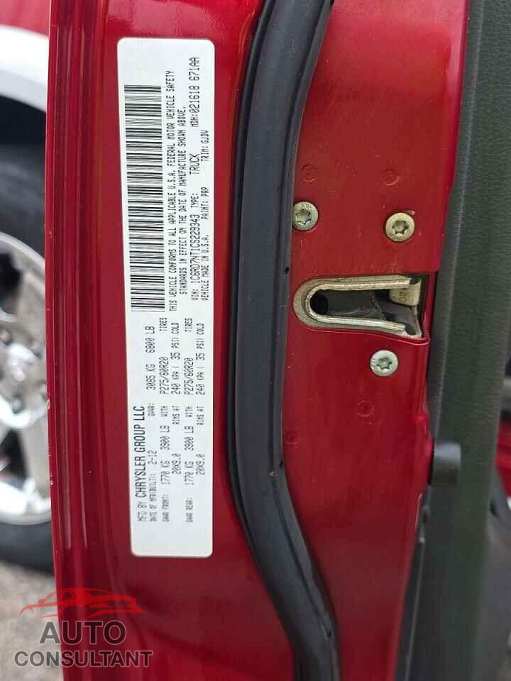 DODGE RAM 1500 2012 - 1C6RD7NT1CS229343