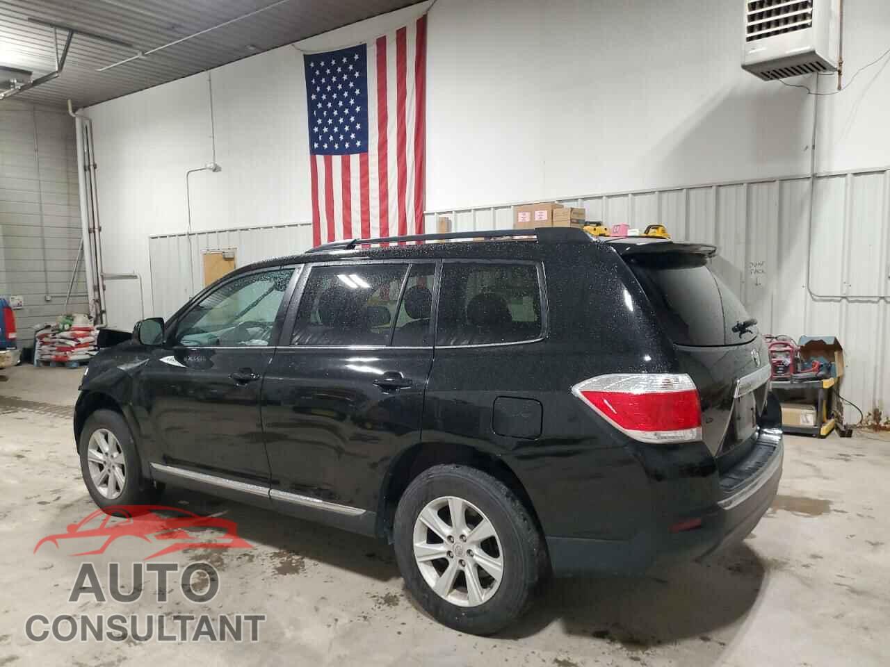 TOYOTA HIGHLANDER 2013 - 5TDBK3EH8DS226244