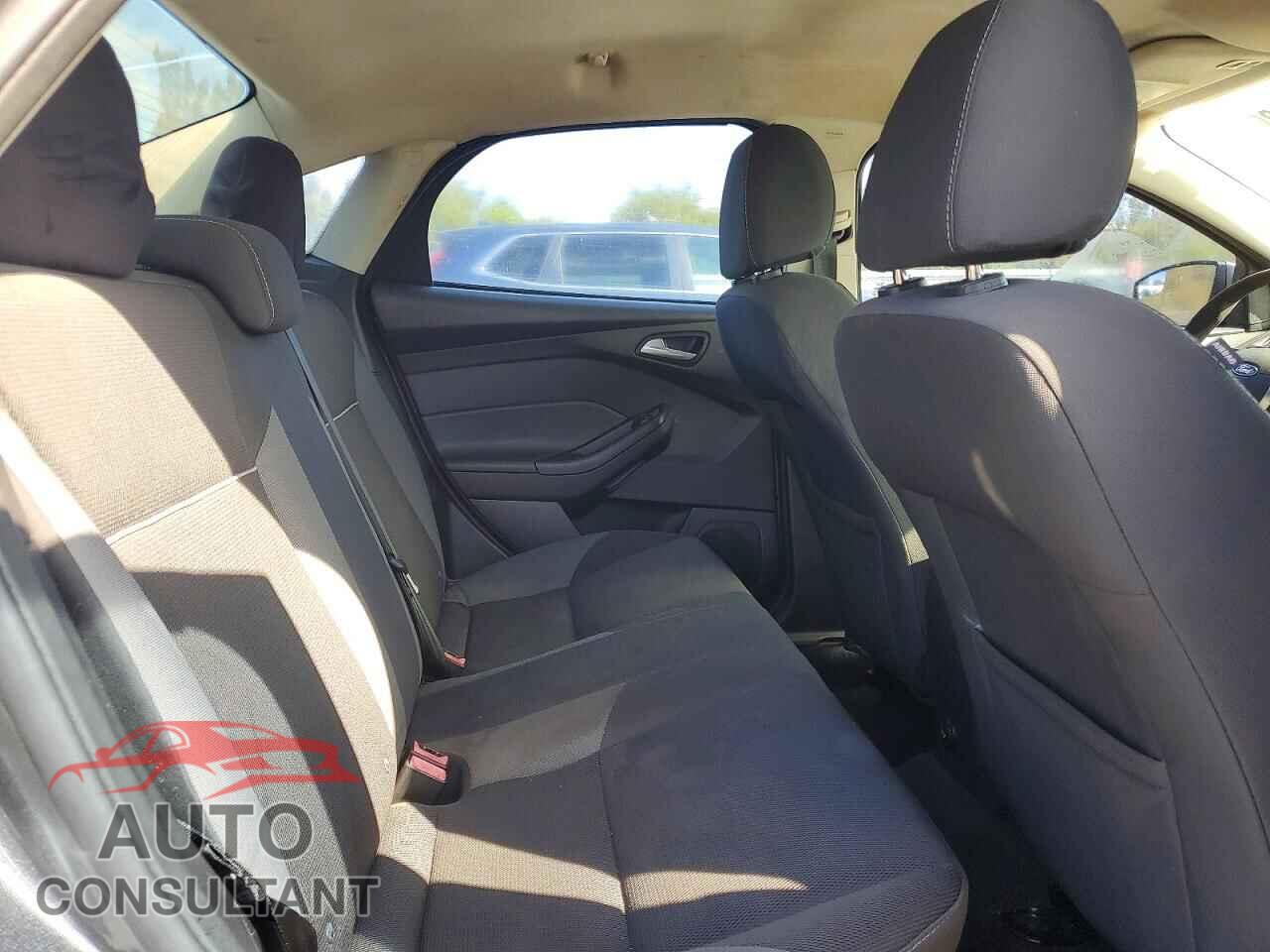 FORD FOCUS 2014 - 1FADP3F21EL339059