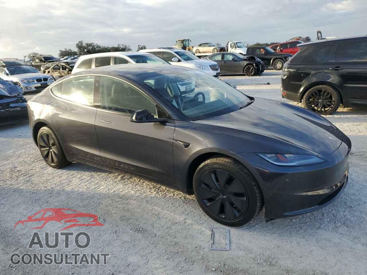 TESLA MODEL 3 2024 - 5YJ3E1EA4RF871956
