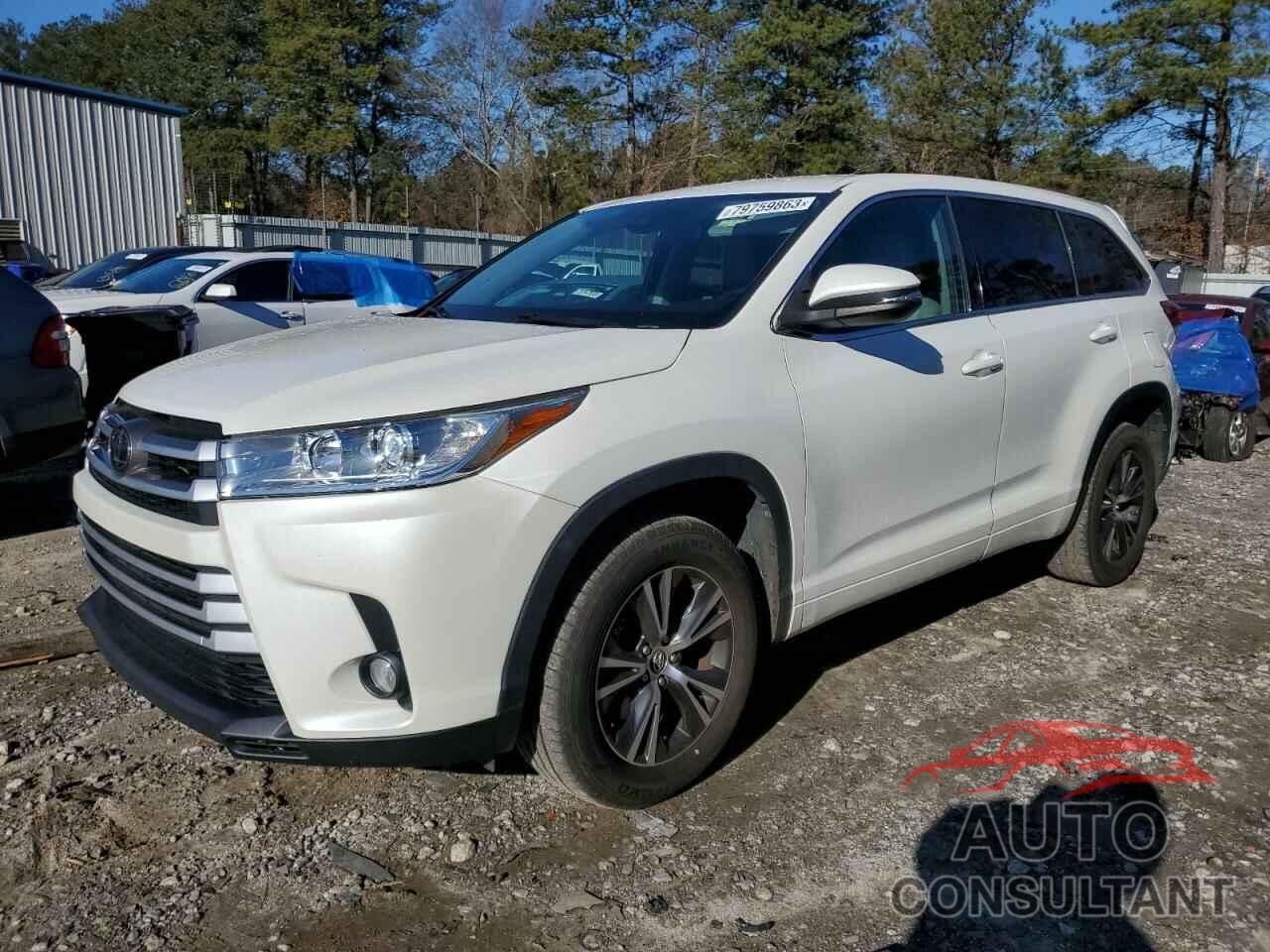 TOYOTA HIGHLANDER 2018 - 5TDZZRFH9JS244498