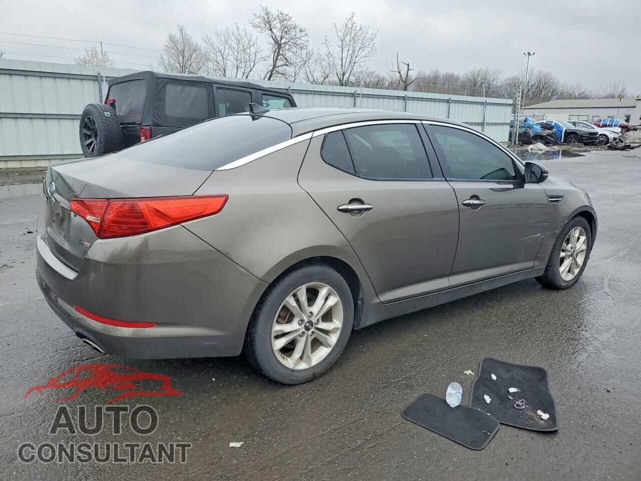 KIA OPTIMA 2011 - KNAGN4A73B5097247