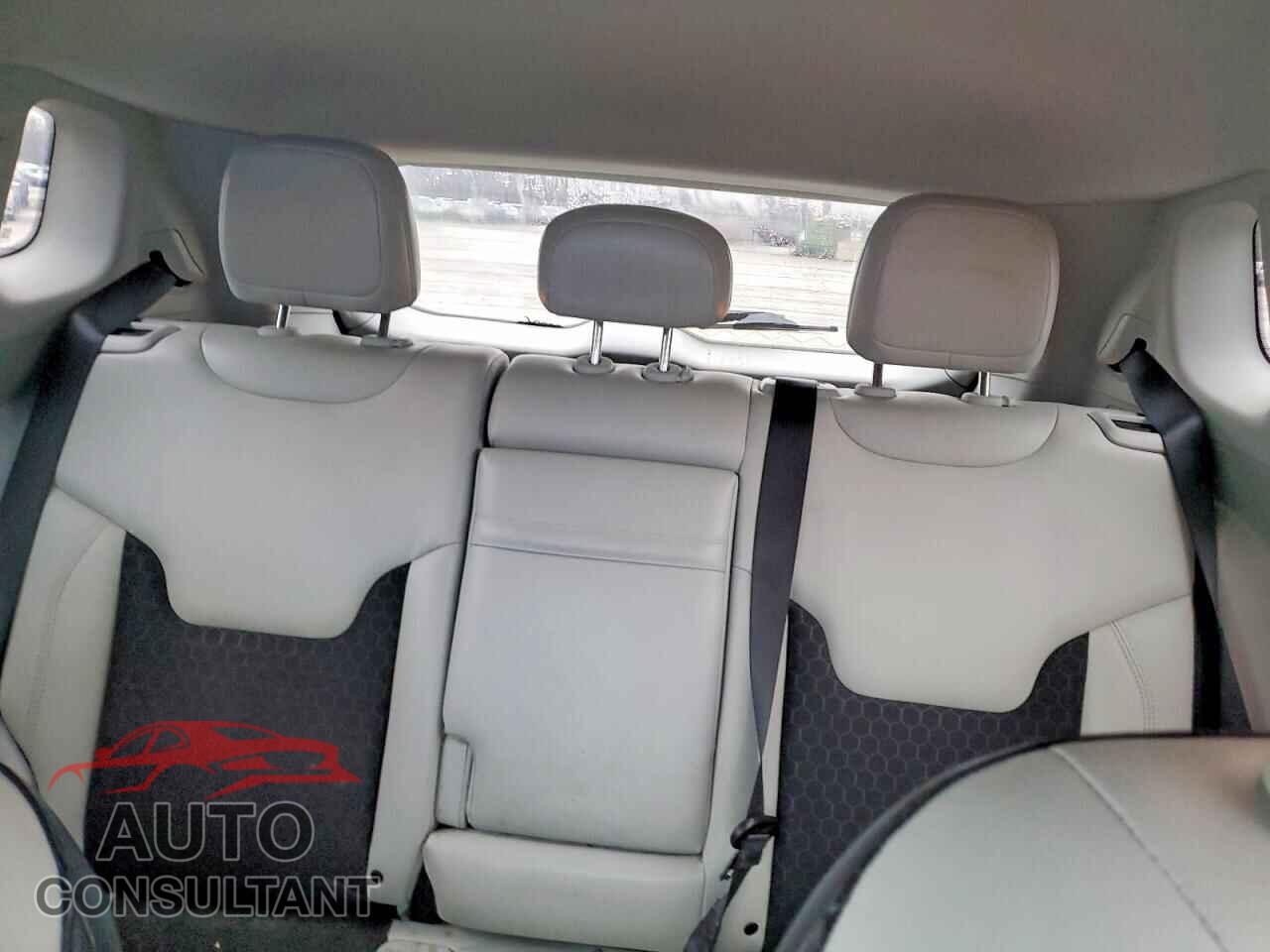 JEEP COMPASS 2018 - 3C4NJDBB0JT480683