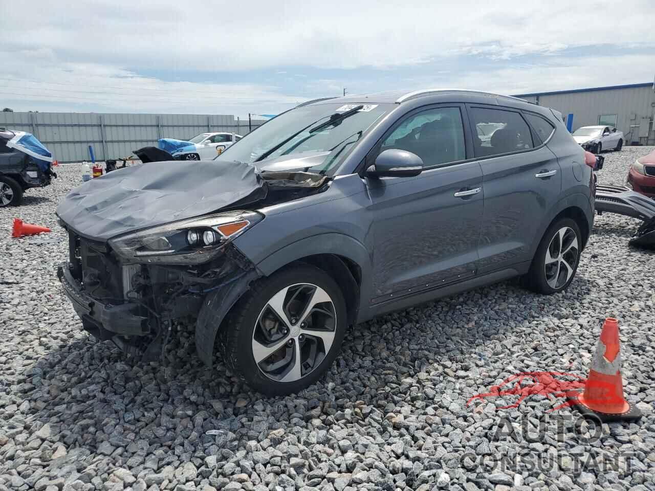 HYUNDAI TUCSON 2016 - KM8J33A28GU084905