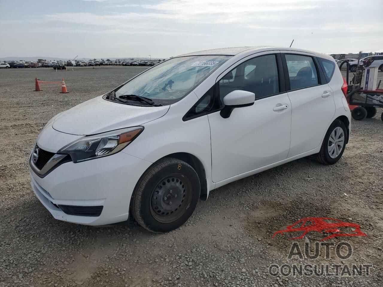 NISSAN VERSA 2018 - 3N1CE2CP7JL356116
