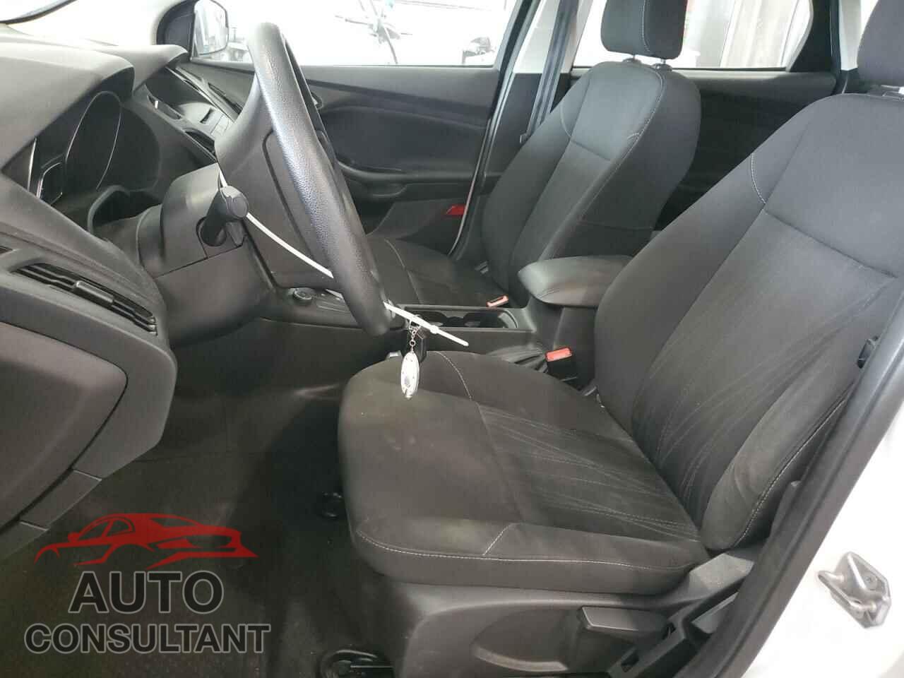 FORD FOCUS 2016 - 1FADP3F21GL405046