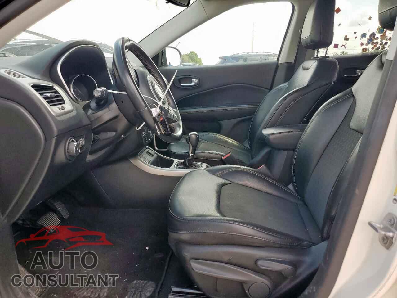 JEEP COMPASS 2020 - 3C4NJCBB2LT102572