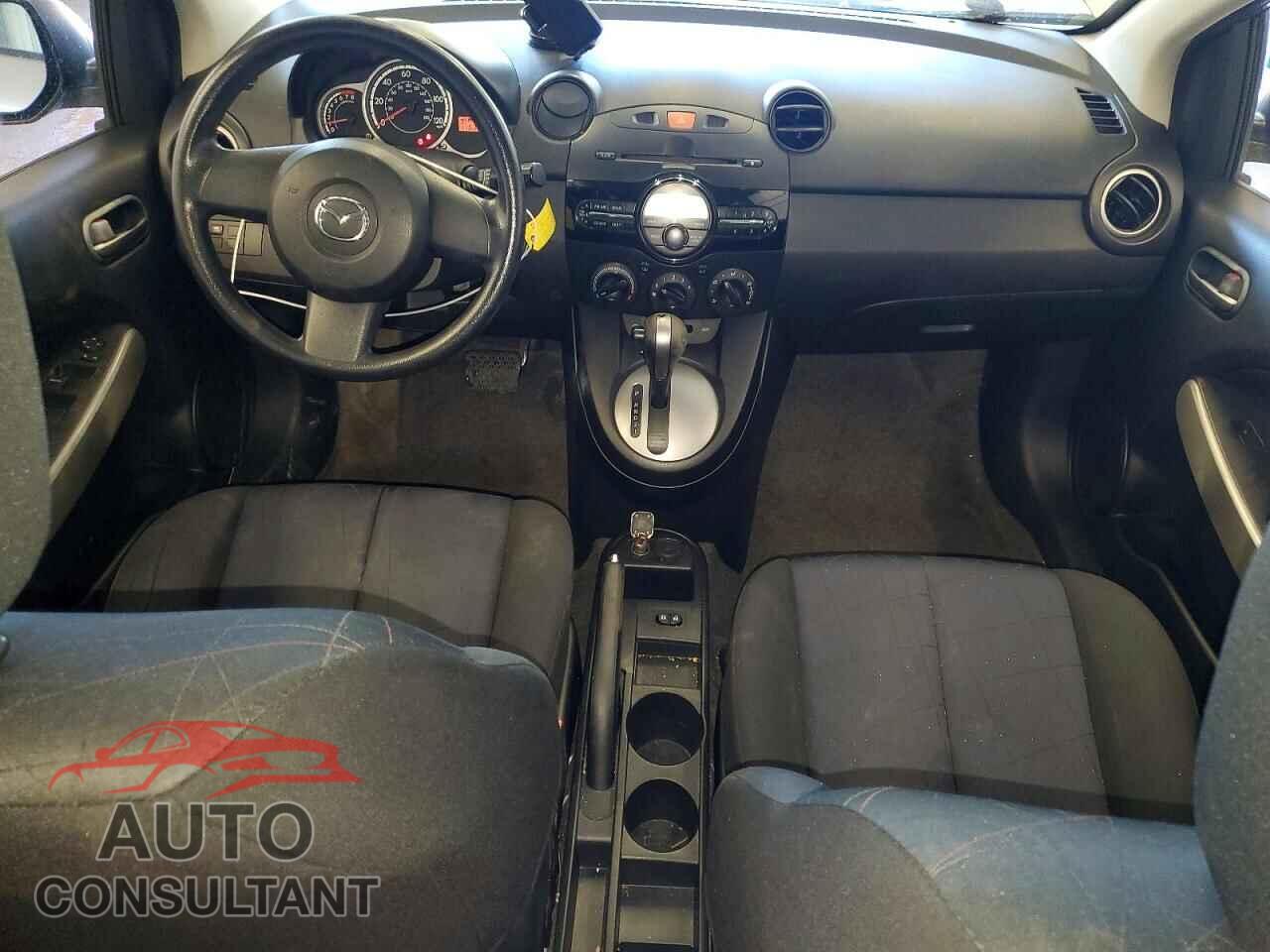 MAZDA 2 2011 - JM1DE1HZ0B0124218