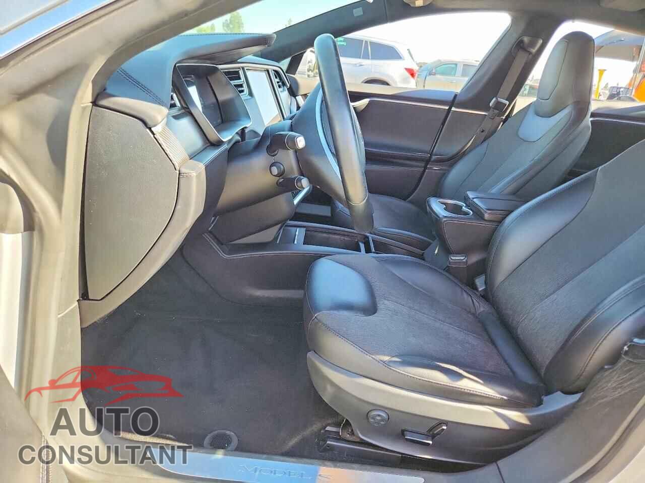TESLA MODEL S 2016 - 5YJSA1E16GF166659