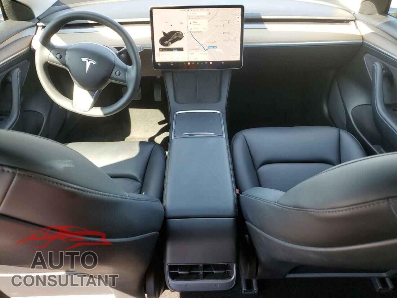 TESLA MODEL 3 2021 - 5YJ3E1EA9MF065944