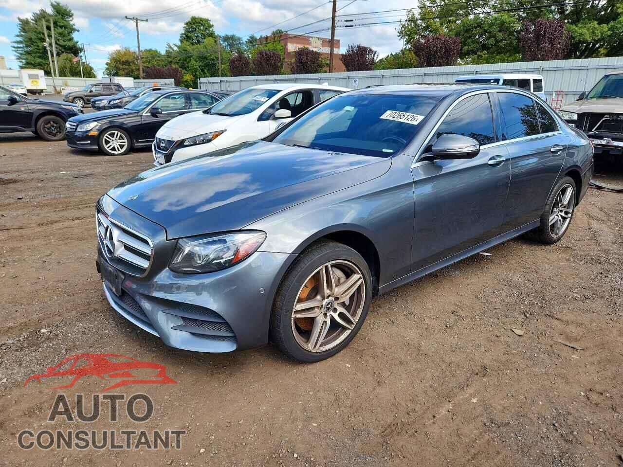 MERCEDES-BENZ E-CLASS 2017 - WDDZF4KB4HA240191