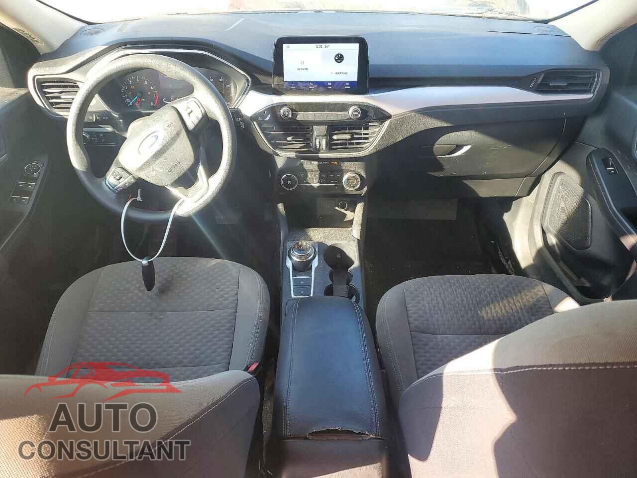 FORD ESCAPE 2020 - 1FMCU0G63LUA31456