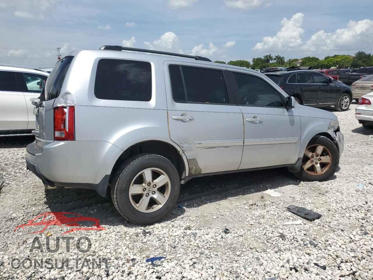 HONDA PILOT 2011 - 5FNYF3H42BB043768
