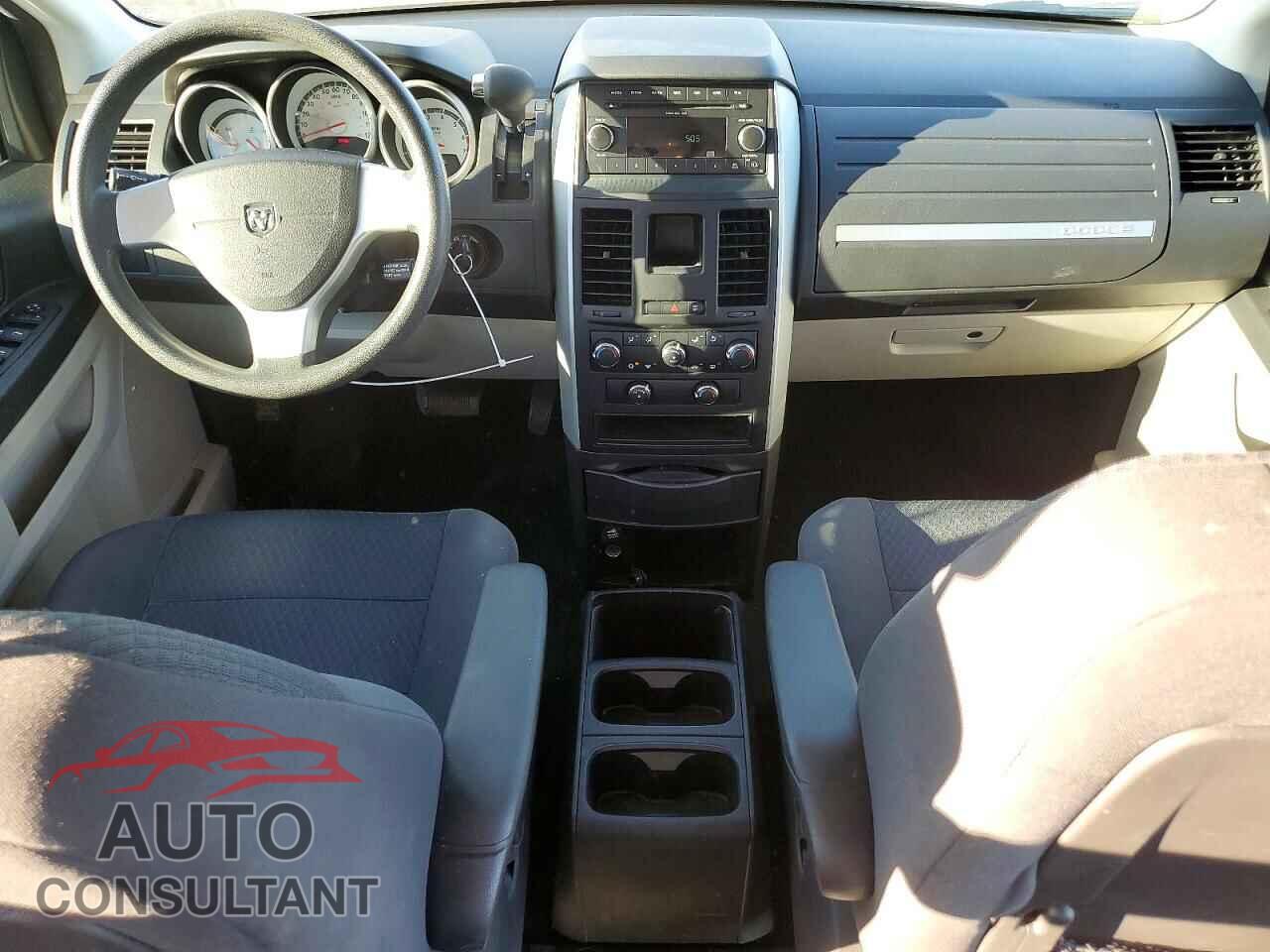DODGE CARAVAN 2010 - 2D4RN4DE1AR203544