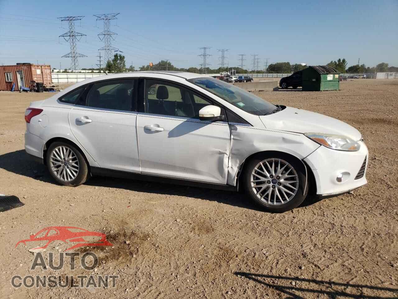 FORD FOCUS 2012 - 1FAHP3H26CL346570