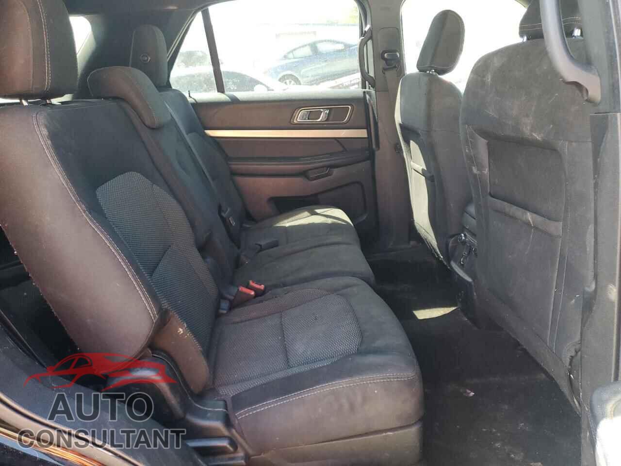 FORD EXPLORER 2018 - 1FM5K7D84JGB85909
