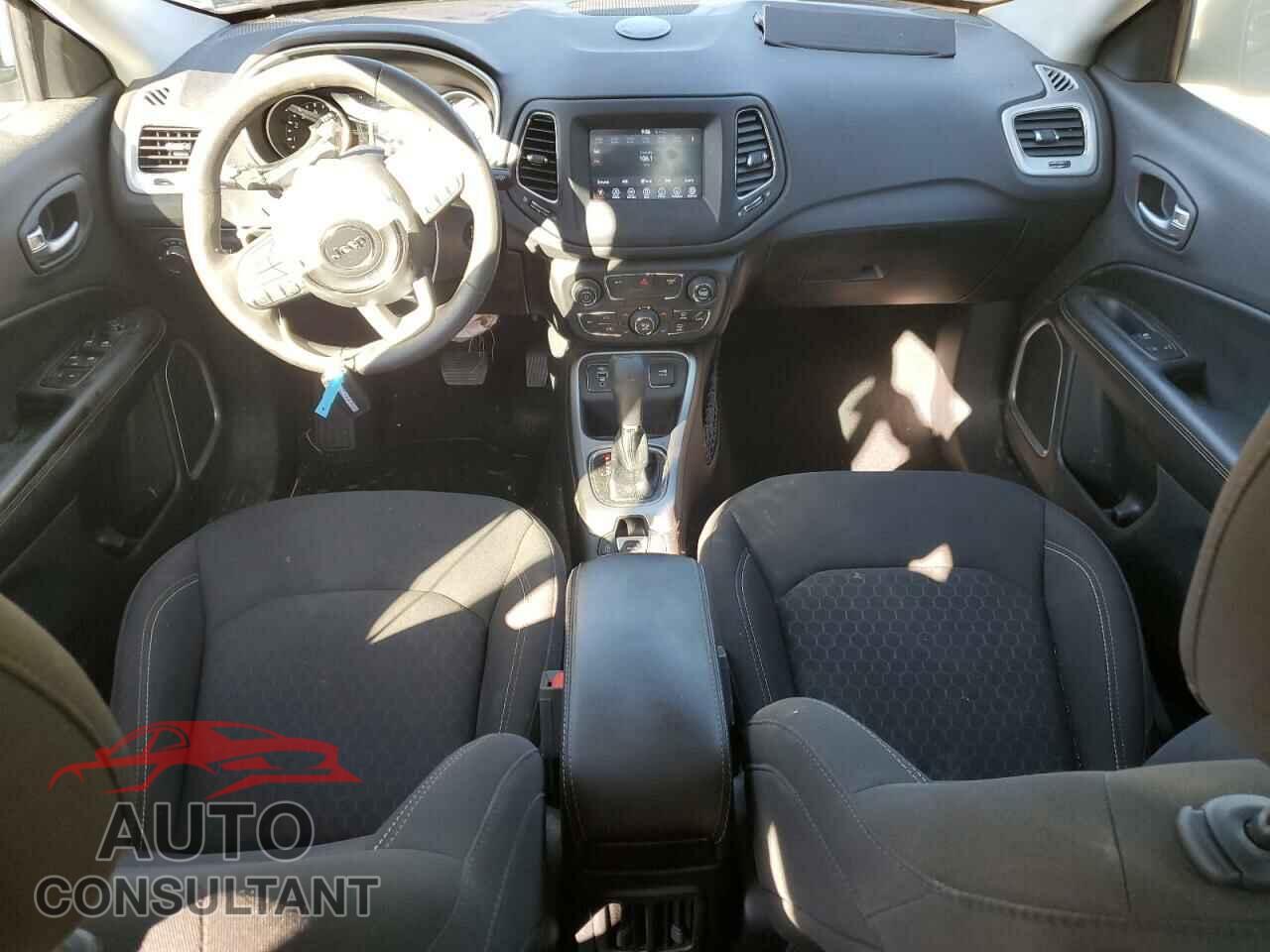 JEEP COMPASS 2021 - 3C4NJCAB8MT553038