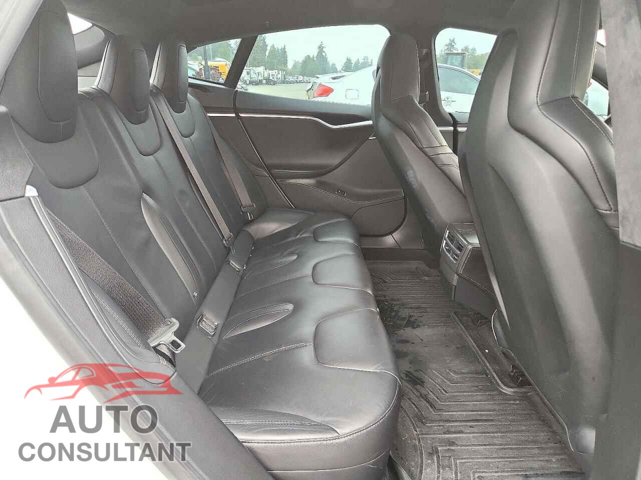 TESLA MODEL S 2015 - 5YJSA1E2XFF118329
