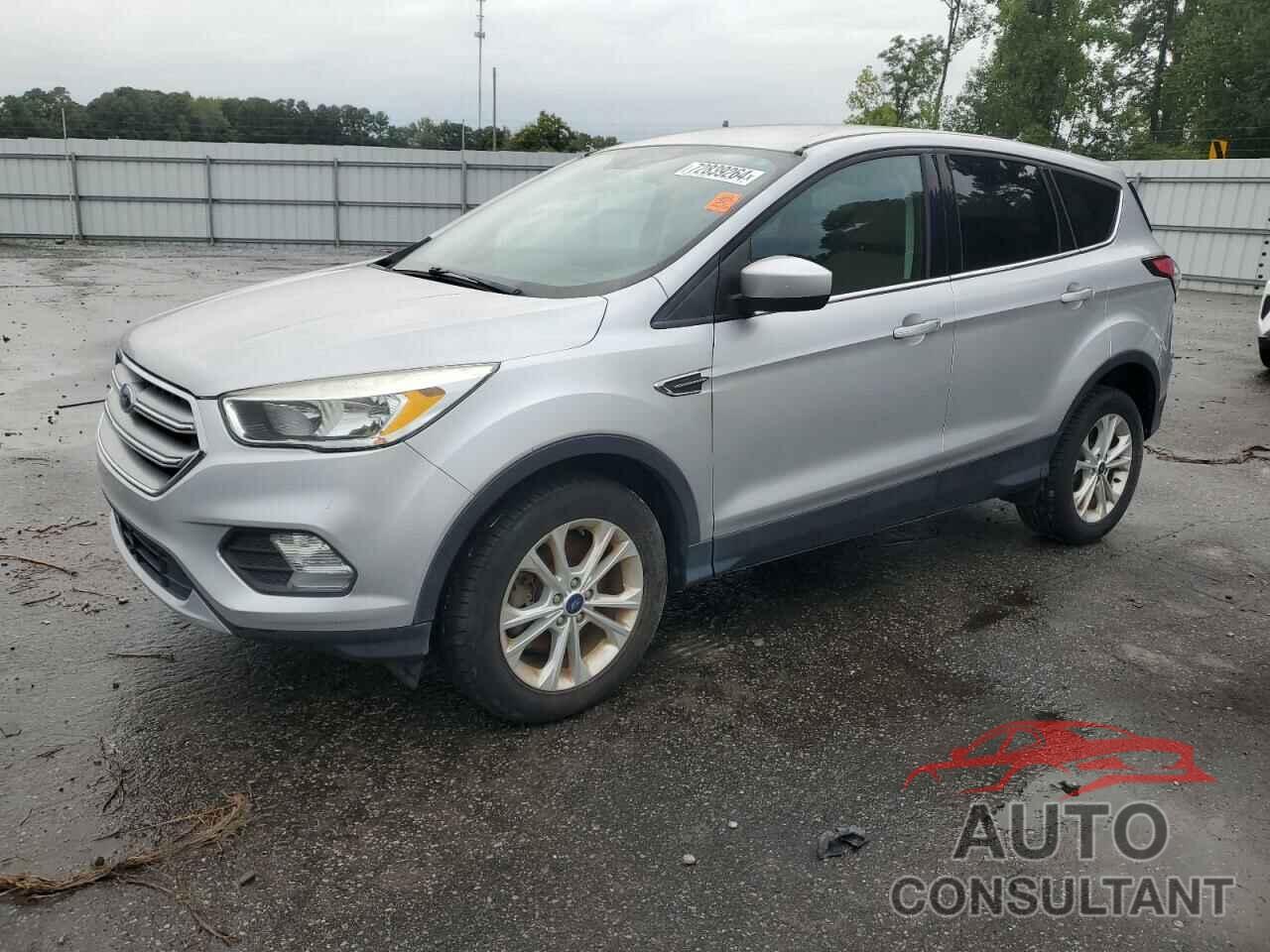 FORD ESCAPE 2017 - 1FMCU9G9XHUB46254