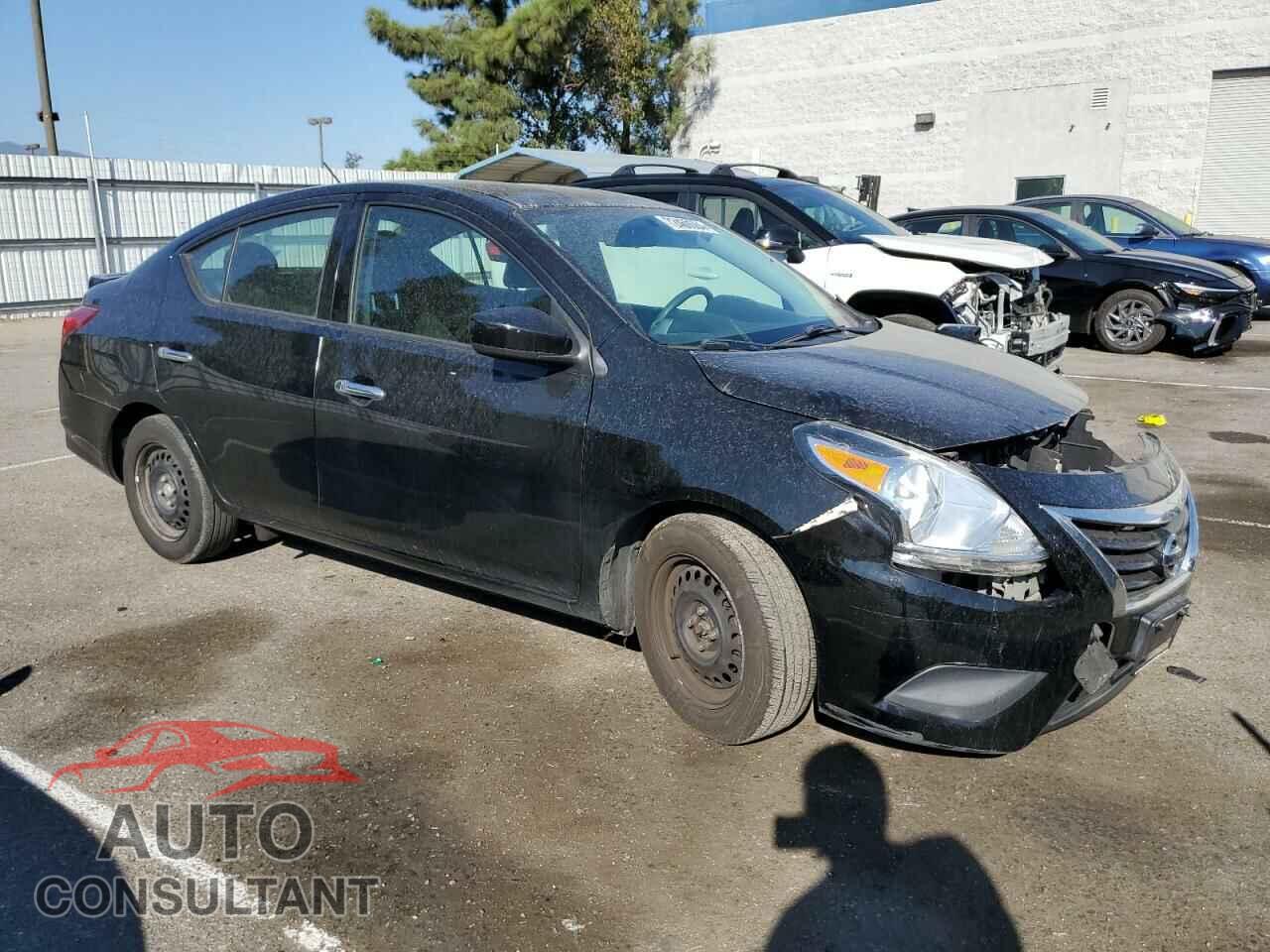 NISSAN VERSA 2019 - 3N1CN7AP3KL800108