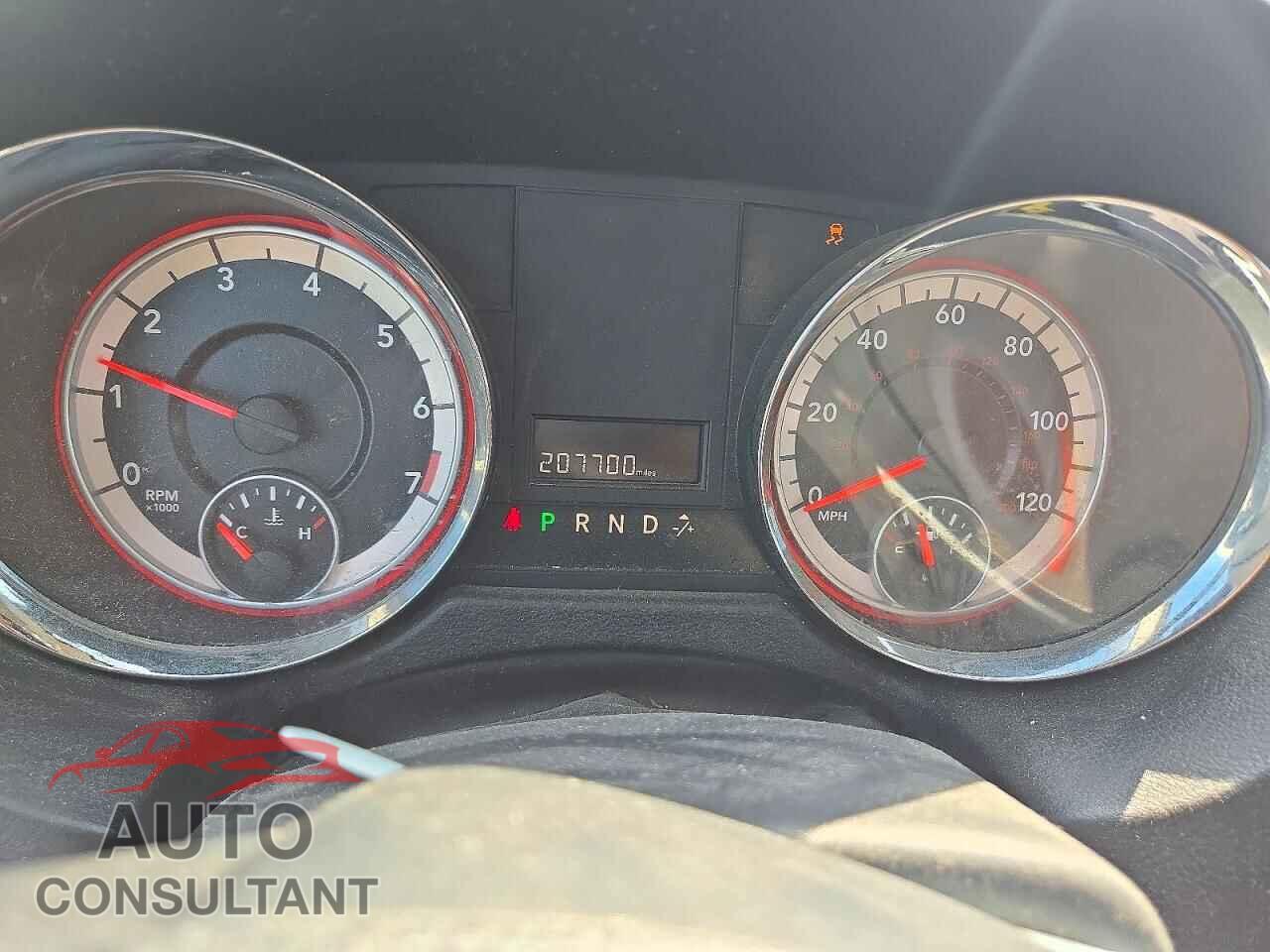 DODGE CARAVAN 2013 - 2C4RDGBG7DR799799