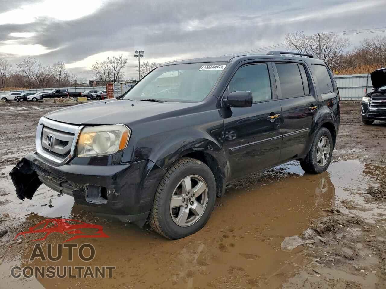 HONDA PILOT 2011 - 5FNYF4H49BB037536