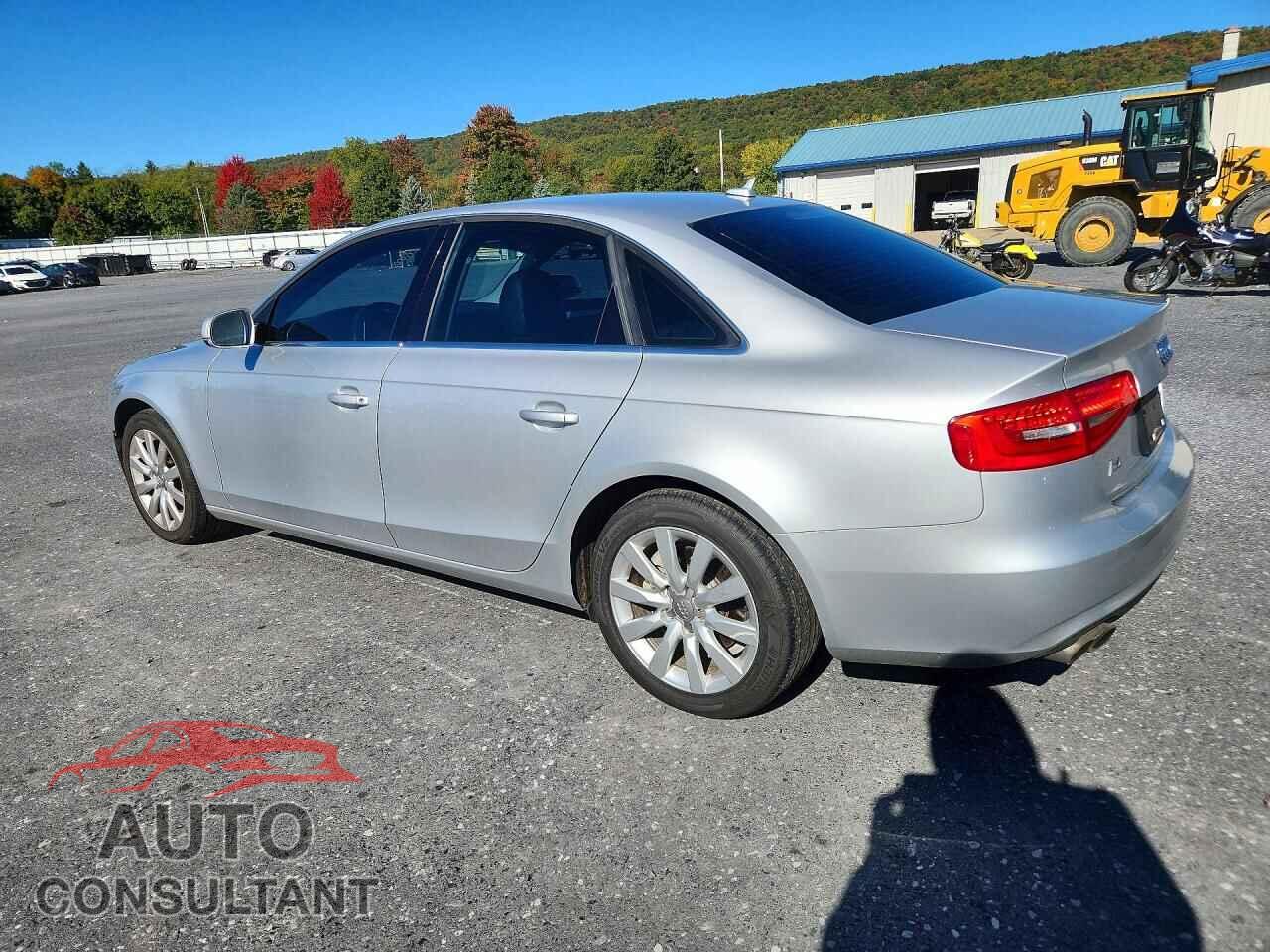 AUDI A4 2013 - WAUBFAFL5DN026338