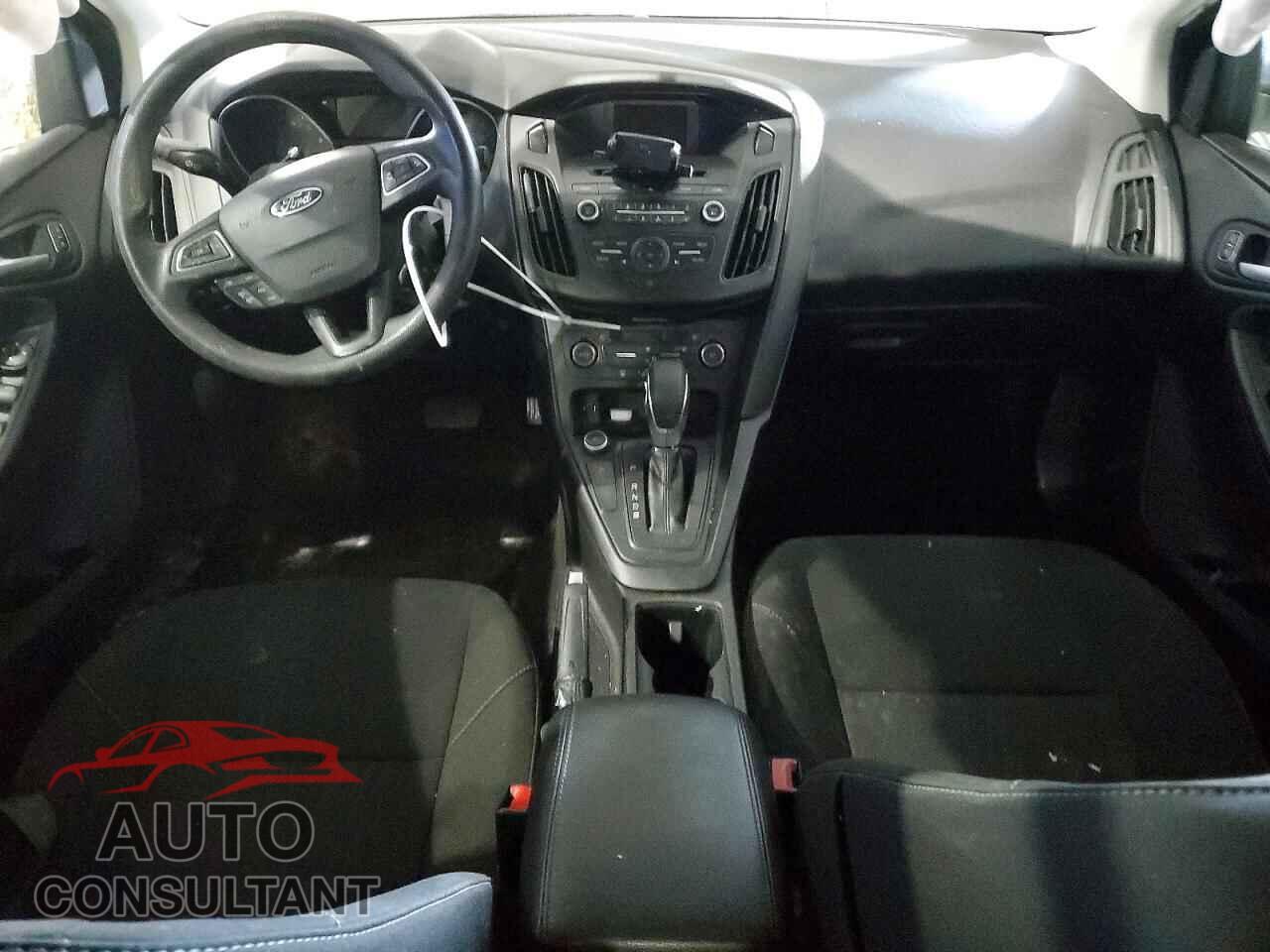 FORD FOCUS 2017 - 1FADP3FE4HL243859