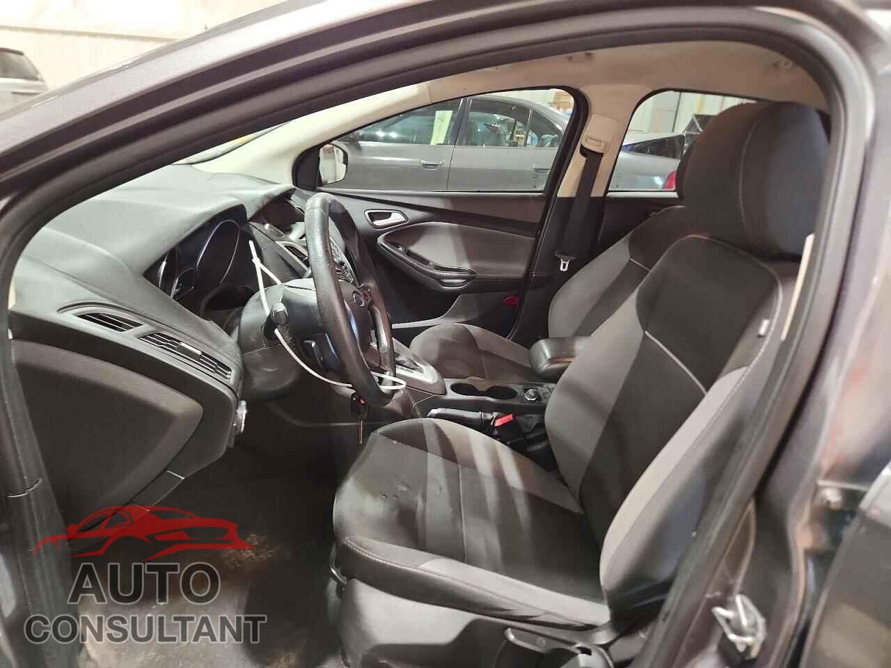FORD FOCUS 2014 - 1FADP3F26EL219595
