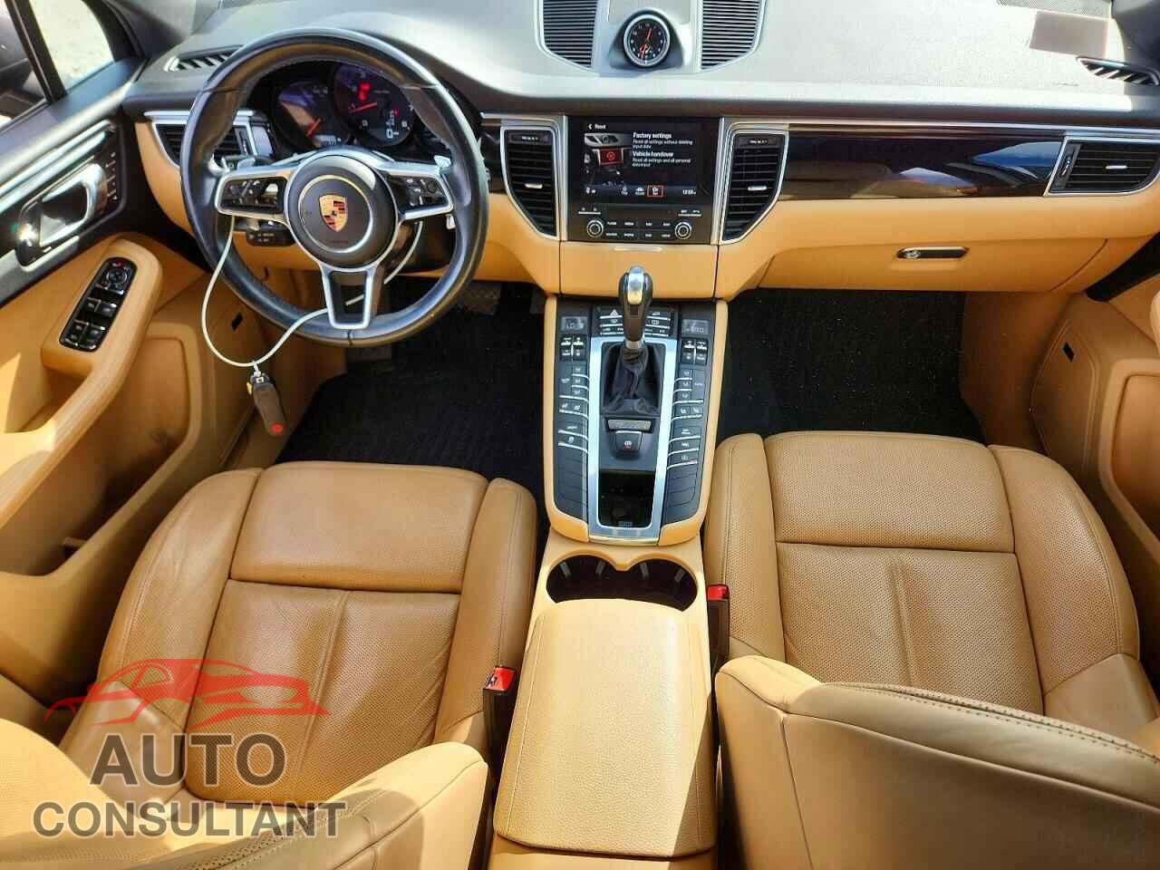 PORSCHE MACAN 2018 - WP1AA2A56JLB01582