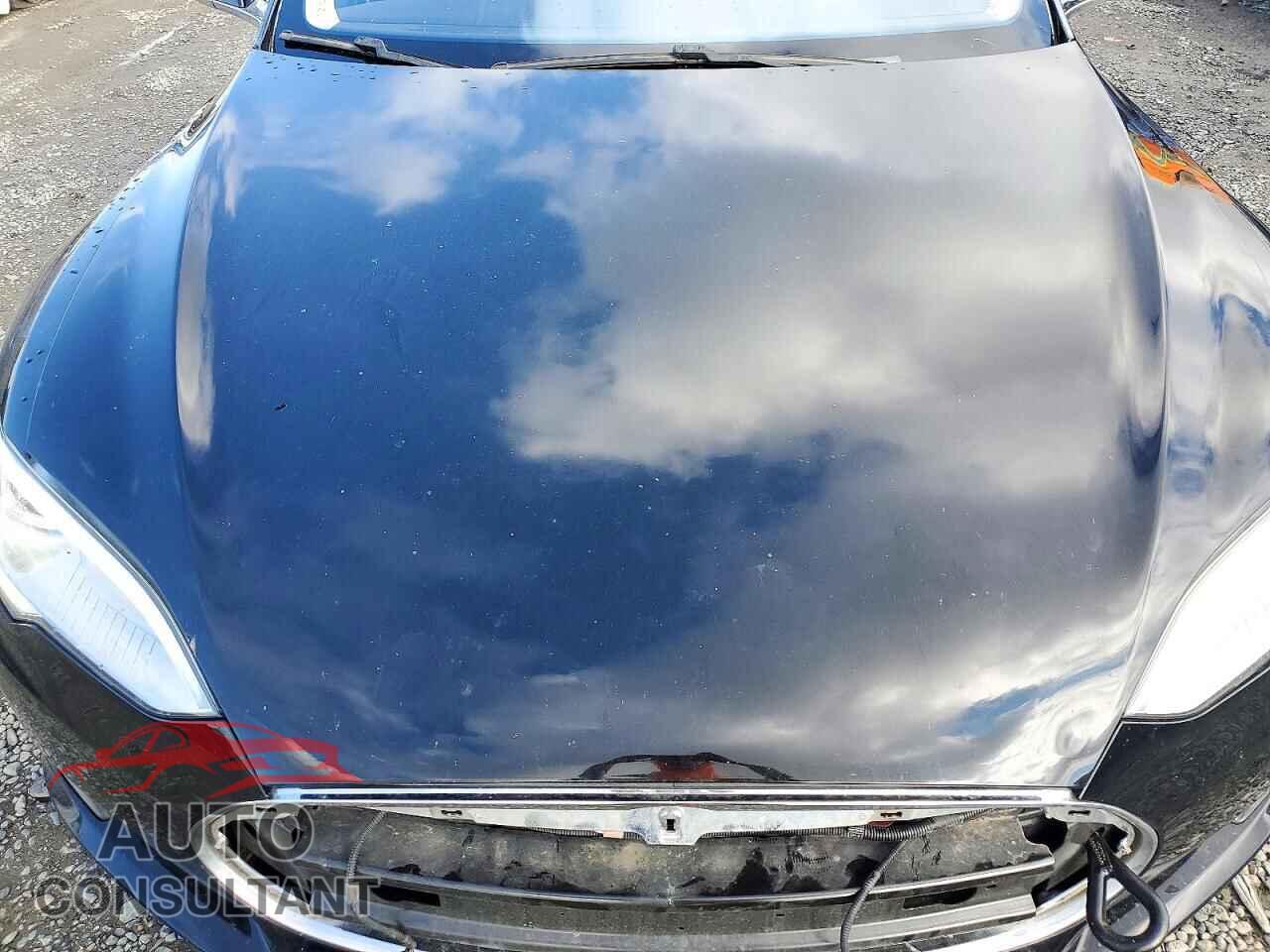 TESLA MODEL S 2015 - 5YJSA1S15FF100848