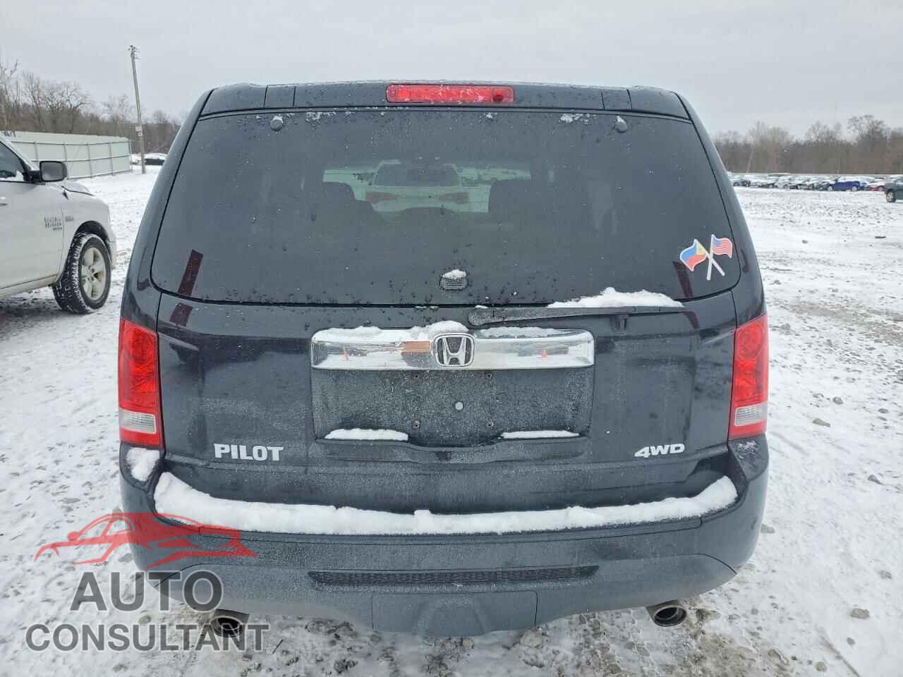 HONDA PILOT 2013 - 5FNYF4H66DB024201