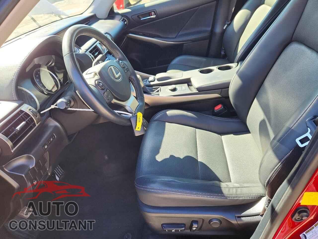 LEXUS IS 2015 - JTHCF1D22F5017941