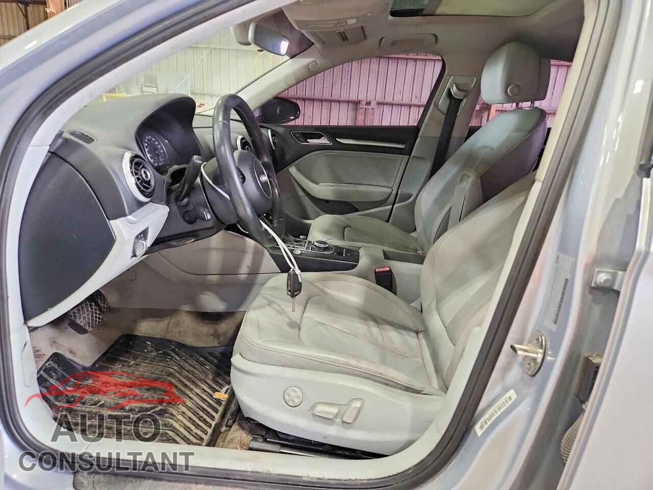 AUDI A3 2016 - WAUA7GFFXG1034047