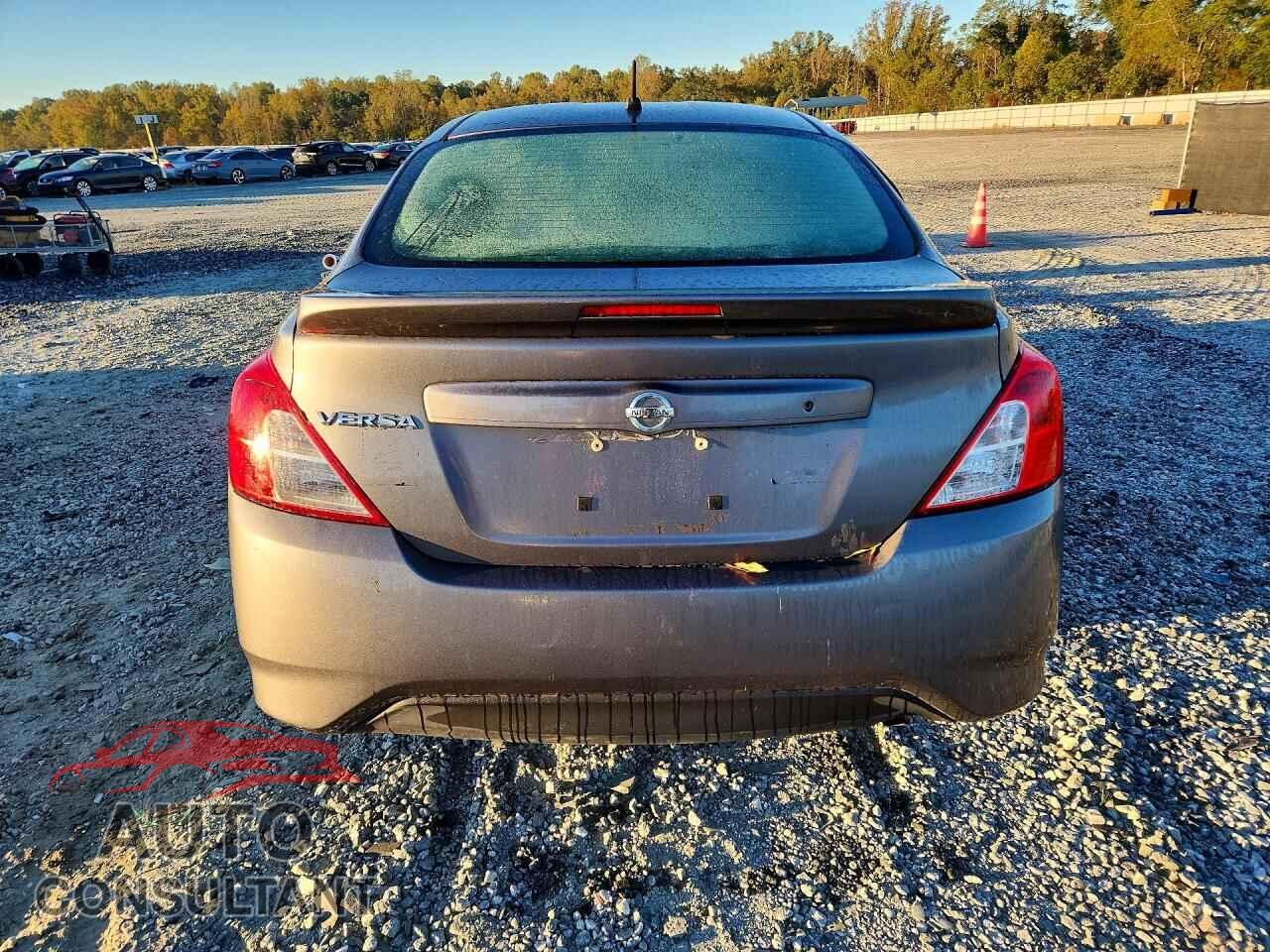 NISSAN VERSA 2017 - 3N1CN7AP1HL906954