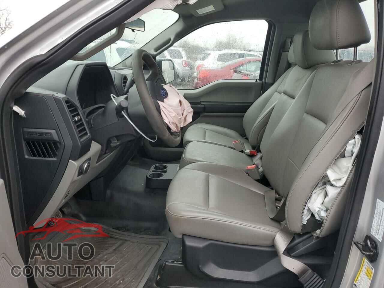 FORD F150 2019 - 1FTMF1CB7KFB14399