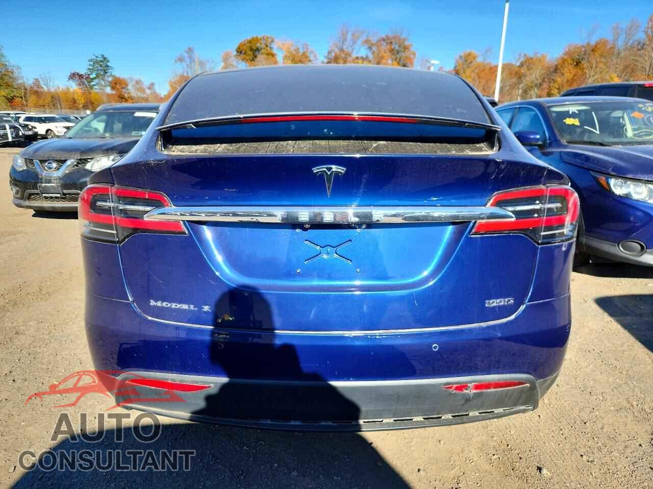 TESLA MODEL X 2017 - 5YJXCBE22HF054019