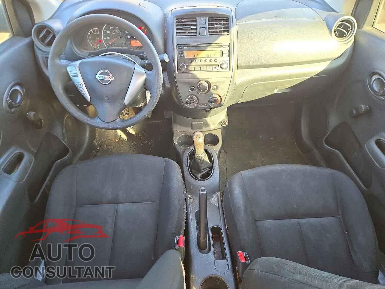 NISSAN VERSA 2017 - 3N1CN7AP1HL849722