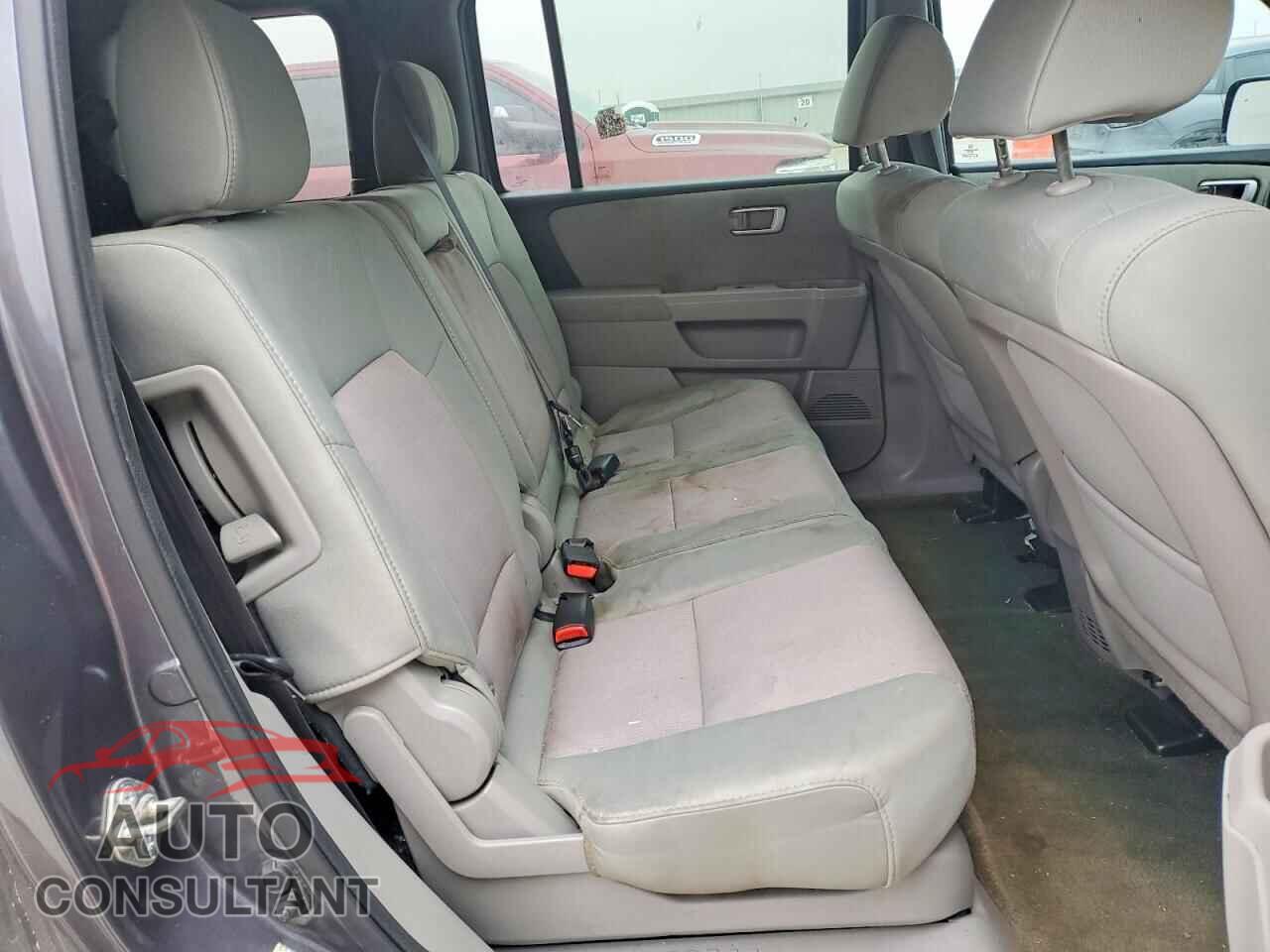HONDA PILOT 2014 - 5FNYF3H44EB024210