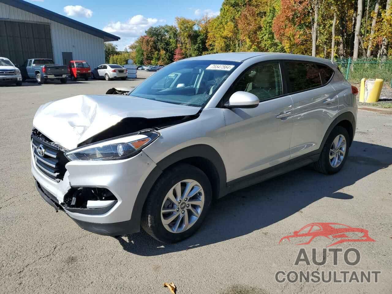 HYUNDAI TUCSON 2018 - KM8J2CA46JU818355