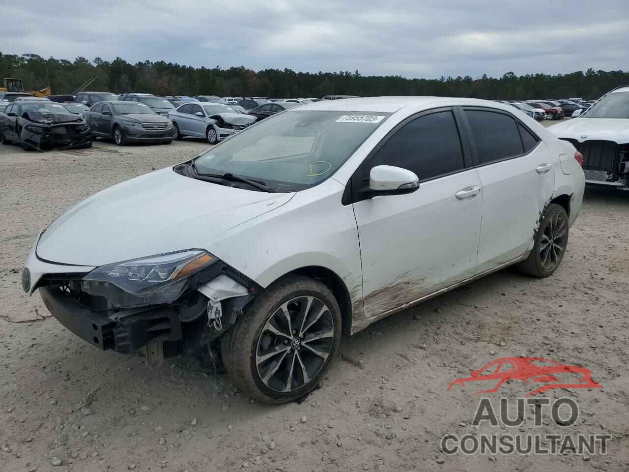 TOYOTA COROLLA 2018 - 5YFBURHE9JP799012
